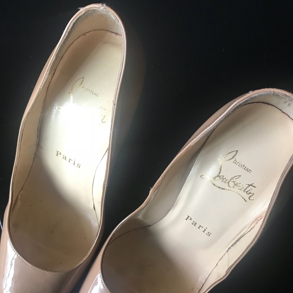 Christian Louboutin peep toe platforms - Picture 4 of 4